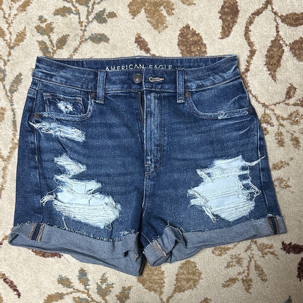 Brand New American Eagle Outfitters Dark Blue Distressed Jean Mom Shorts